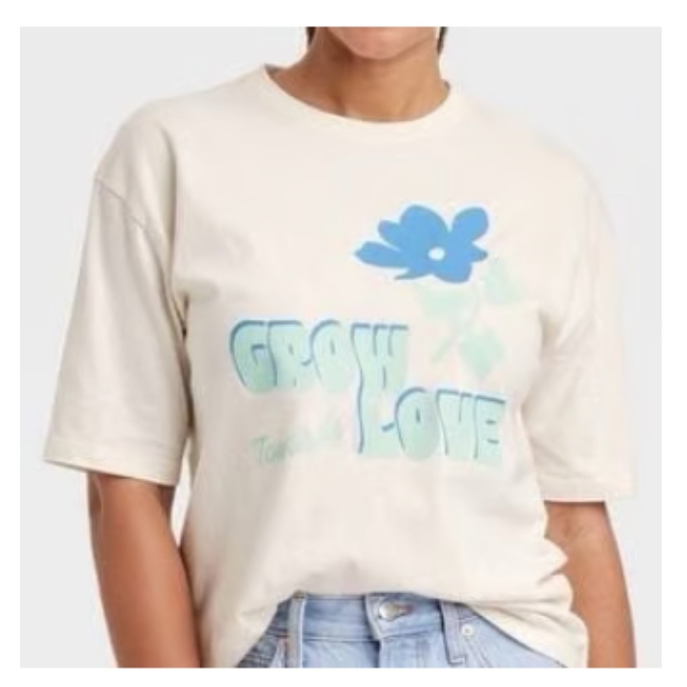 Grow Towards Love Oversized Short Sleeve T-shirt Size XL